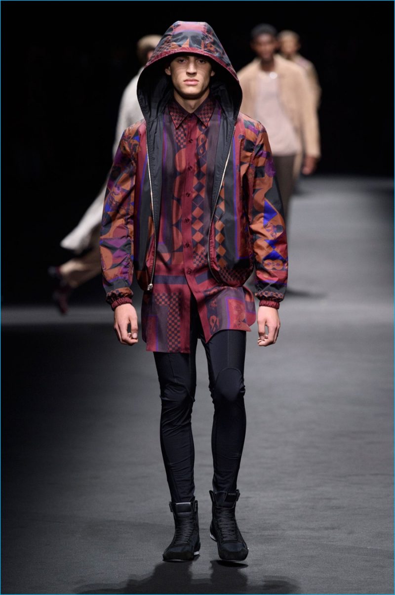 Versace makes a case for coordinated ensembles with a grand all-over print. » Versace Goes Sporty & Dark for Spring Collection Versace makes a case for coordinated ensembles with a grand all-over print.