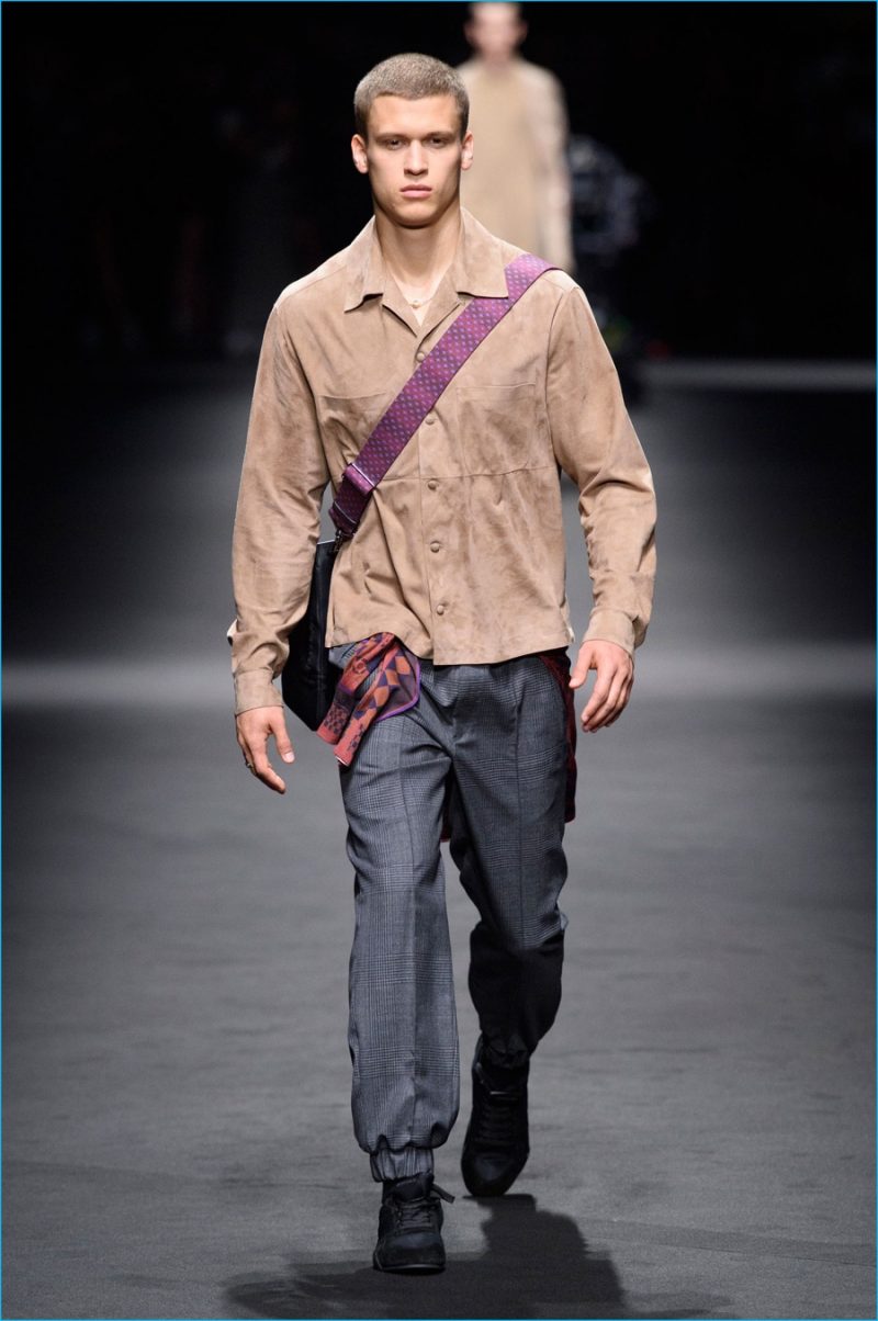 Versace 2017 Spring/Summer Men's Runway Collection