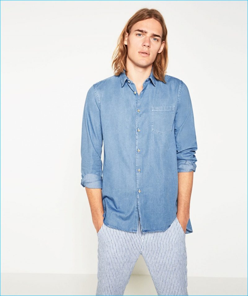 Ton Heukels is front and center in a laid-back ensemble from Zara Man's Indigo Spirit collection.