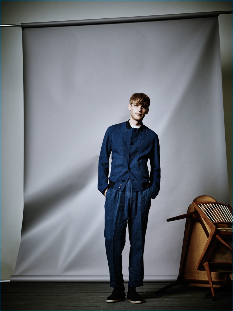 Ermenegildo Zegna commits to relaxed tailoring in indigo blue for spring-summer 2017.