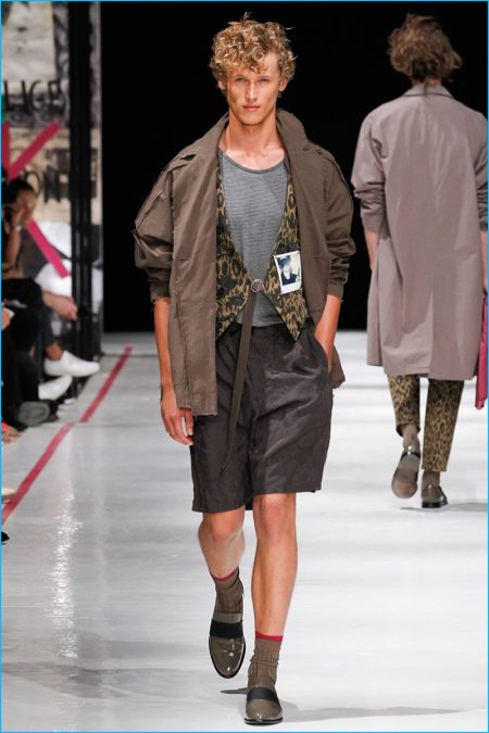 Robert Geller Revisits Relaxed 80s Style