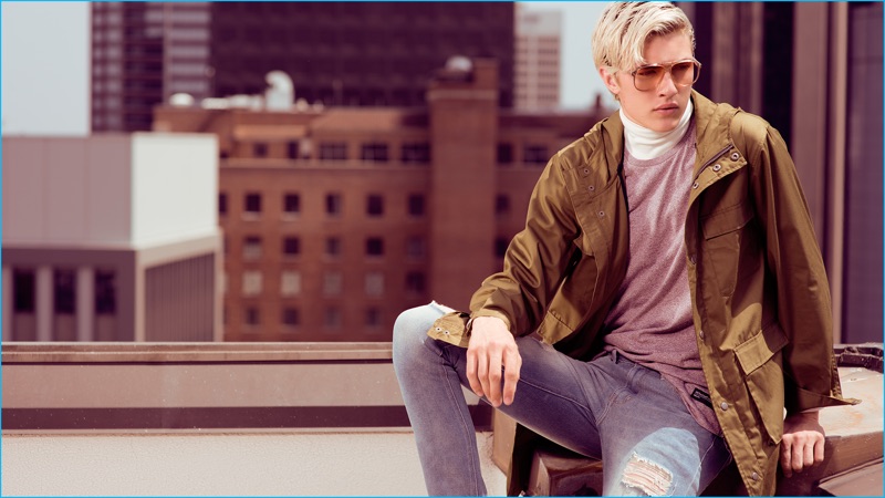 Lucky Blue Smith fronts Penshoppe's pre-holiday 2016 campaign.