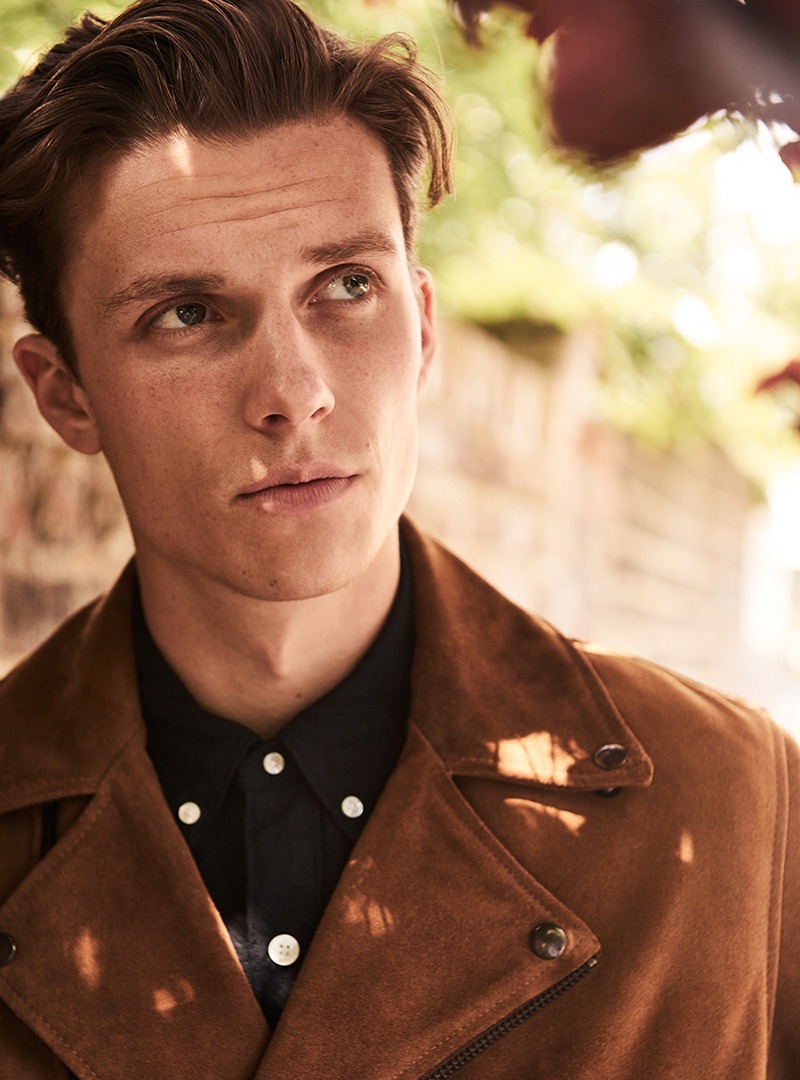 Samuel wears jacket Topman and shirt Scotch & Soda.