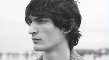 Sandro Escapes to Deauville for Fall Campaign Sandro Escapes to Deauville for Fall Campaign