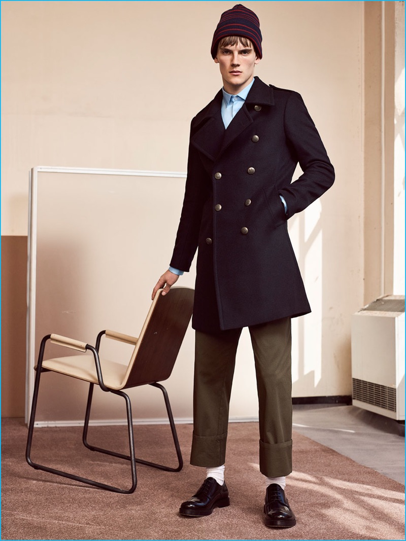 Zara Man calls for a juxtaposition of typical elements, pairing a tailored coat with palazzo pants. » The Fall Report: Zara Man Champions Everyday Trends Zara Man calls for a juxtaposition of typical elements, pairing a tailored coat with palazzo pants.