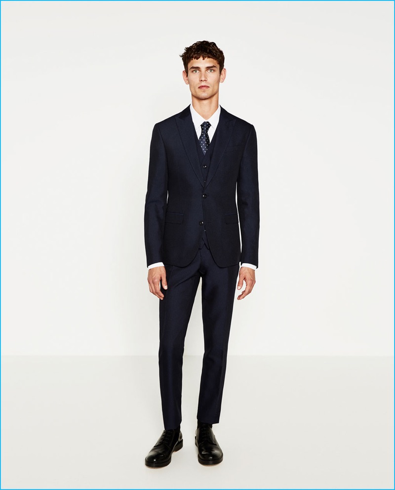 Arthur Gosse suits up for an office styled outing from Zara Man.