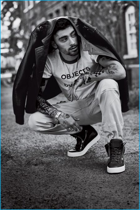 Zayn Malik 2016 Photo Shoot GQ 002