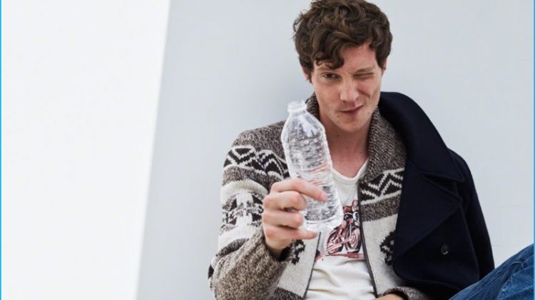 Fall in Line: Abercrombie & Fitch Layers with New Essentials