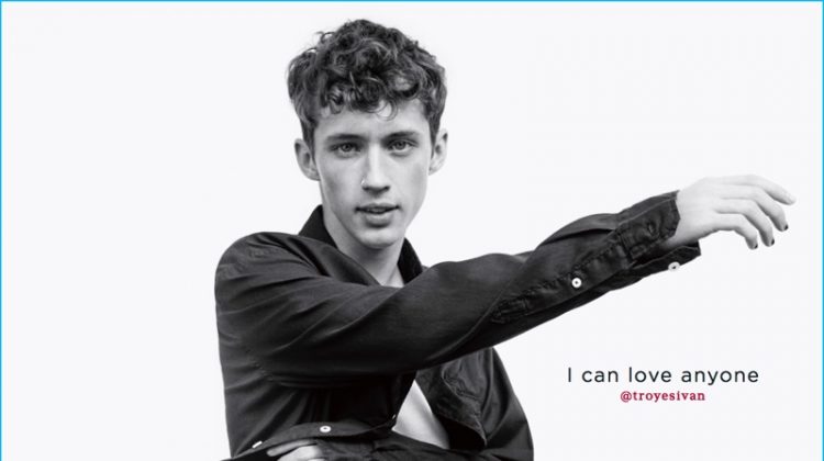 Troye Sivan, Cody Christian + More Front American Eagle’s Fall Campaign