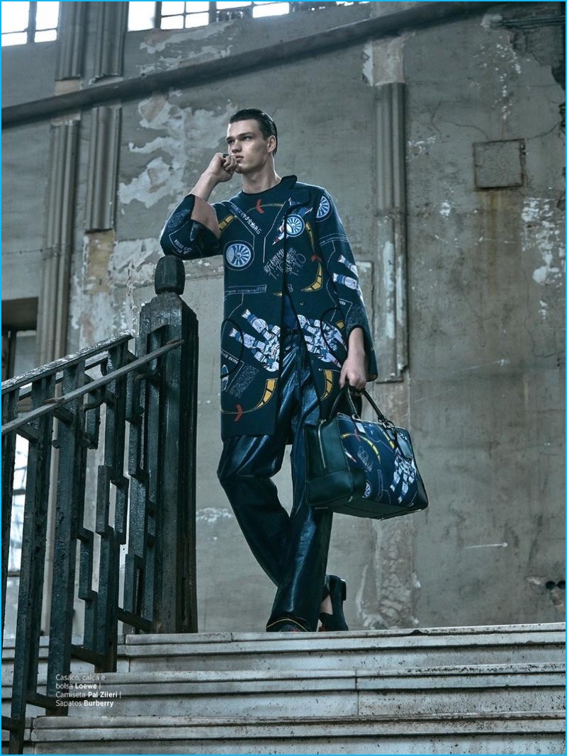 Filip Hrivnak sports a graphic look from Spanish label Loewe for GQ Brasil.