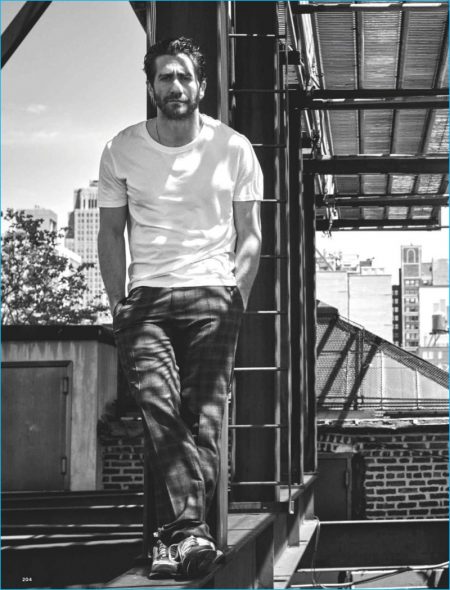 Jake Gyllenhaal 2016 Photo Shoot British GQ Style 001 1
