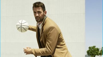 Kevin Love Reunites with Banana Republic for Tailoring Campaign Kevin Love Reunites with Banana Republic for Tailoring Campaign