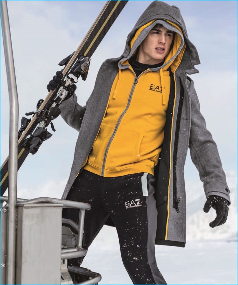 Pietro Boselli is an active winter vision in fashions from EA7's fall-winter 2016 line. » Week in Review: Pietro Boselli for EA7, Gucci Cruise '17, Nyle DiMarco for Attitude + More Pietro Boselli is an active winter vision in fashions from EA7's fall-winter 2016 line.