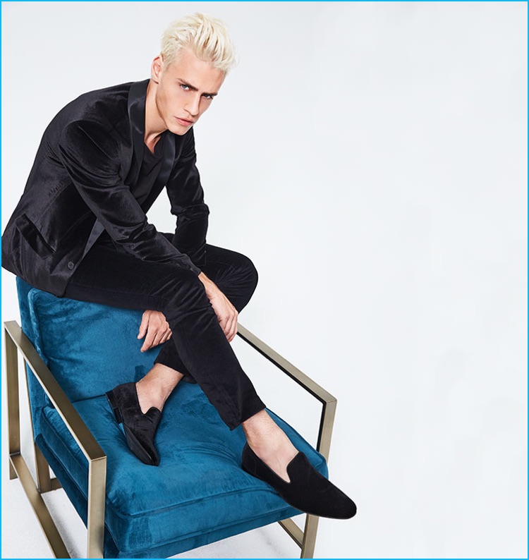 Elegant Velvet: Steve Madden embraces a sleek motif with its Laight velvet loafers.