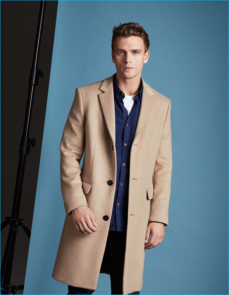 Zara Man taps into 1988 Antwerp style with a single-breasted three button coat for its fall-winter 2016 Seasonals collection.