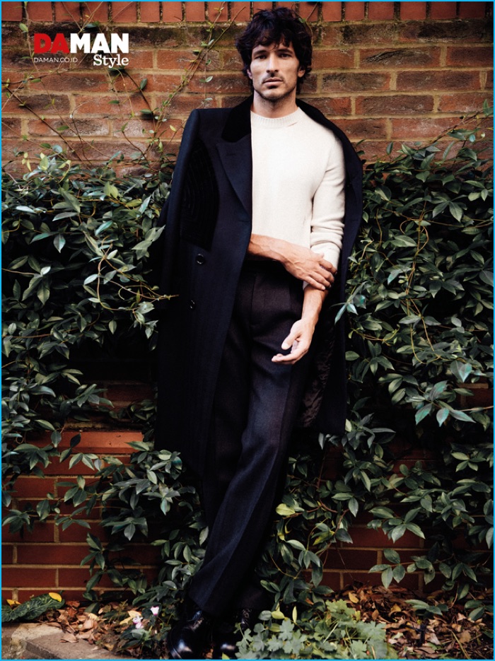 Andres Velencoso pictured in a fall-winter 2016 look from Alexander McQueen. » Andres Velencoso Covers Da Man Style, Talks Models & Social Media Andres Velencoso pictured in a fall-winter 2016 look from Alexander McQueen.