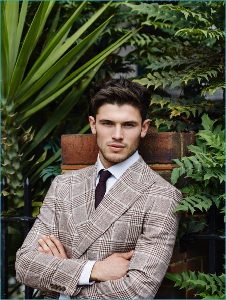 Jevan Williams Heads Outdoors in Tailoring & Casualwear for Winq