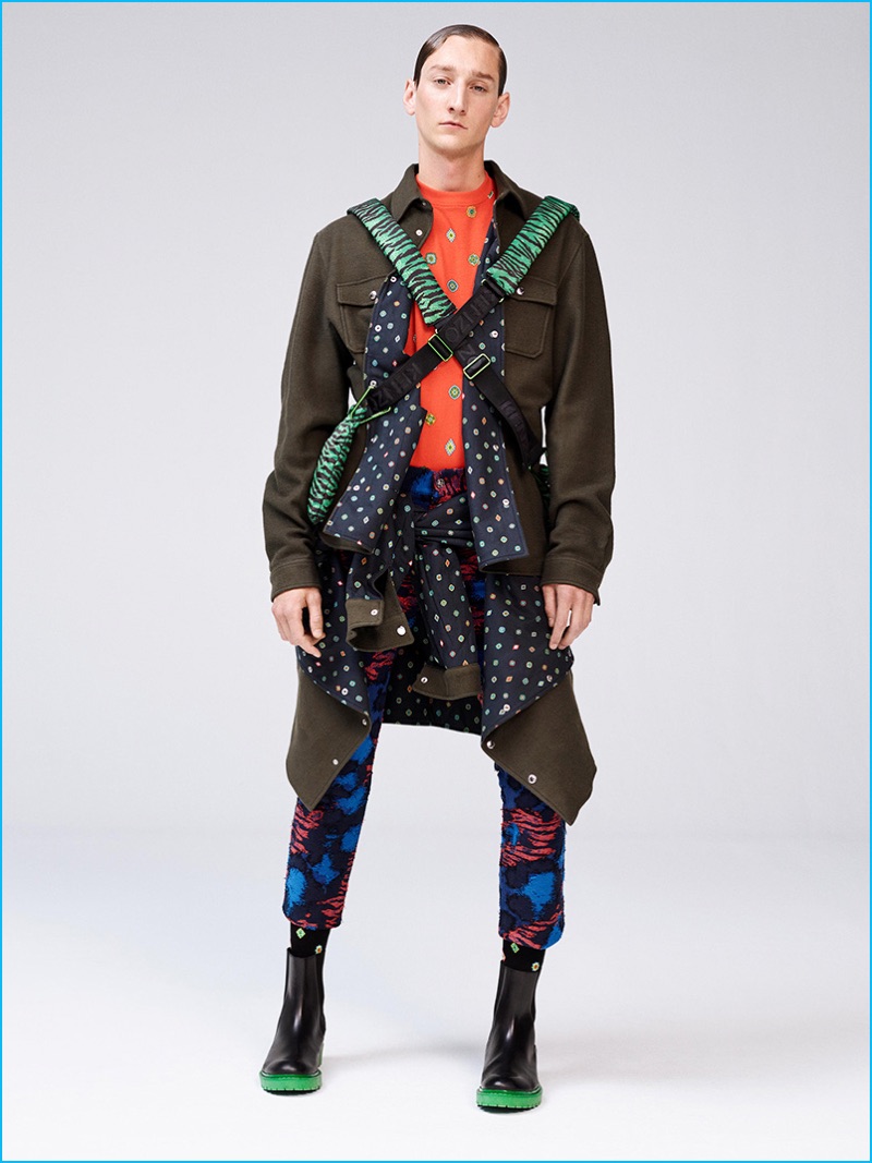 Mixing various prints and colors, Kenzo creates its own idea of a tribe for its H&M collaboration. 