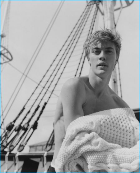 Lucky Blue Smith 2016 Editorial ES Magazine 008