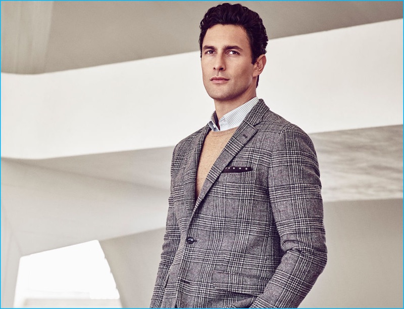 Noah Mills goes clean shaven for Pedro del Hierro's fall-winter 2016 campaign. » Noah Mills is Clean Shaven for Pedro del Hierro's Fall Campaign Noah Mills goes clean shaven for Pedro del Hierro's fall-winter 2016 campaign.