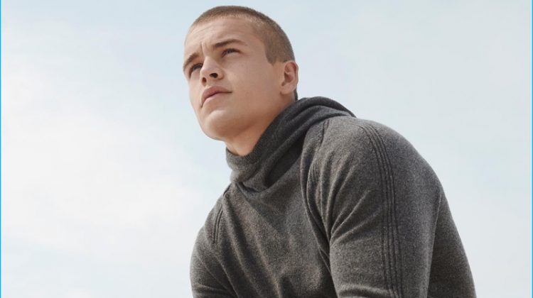 Calvin Klein Collection Presents Pre-Spring 2017 Cashmere Line