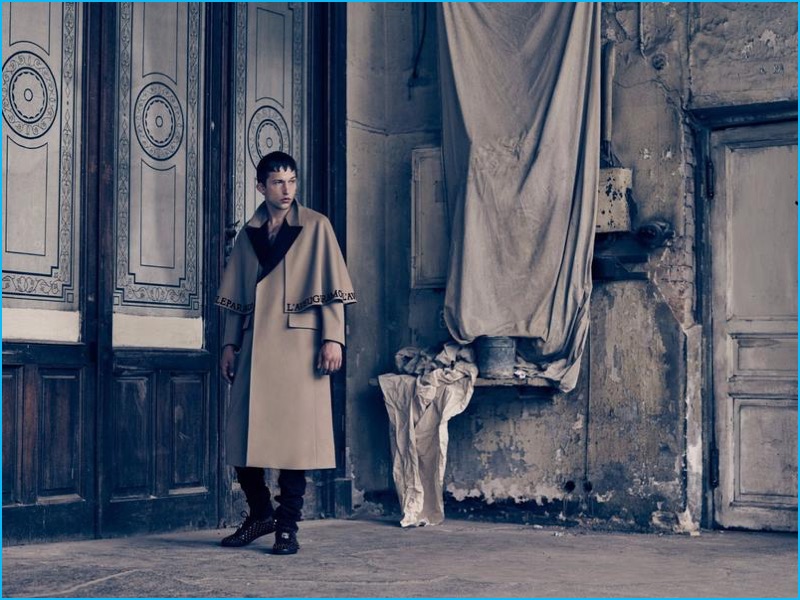 Alexey Kolpakov photographs Leo Topalov in a dandy look from Gucci for GQ Style Russia.