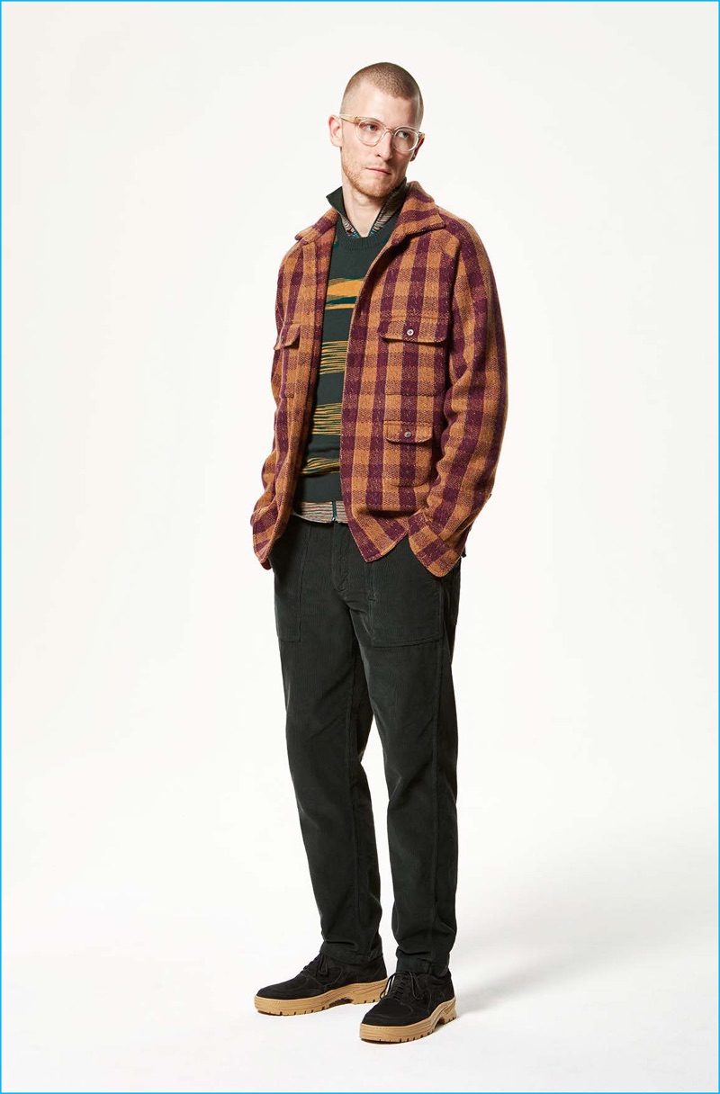 Plaid is front and center for a comfortable shirt jacket from Missoni's pre-fall 2017 collection.