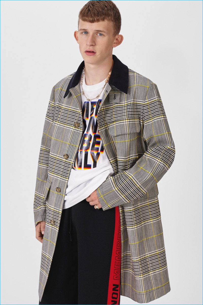 Classic menswear such as a plaid single-breasted coat come together with streetwear-inspired casualwear for Stella McCartney's spring-summer 2017 collection.
