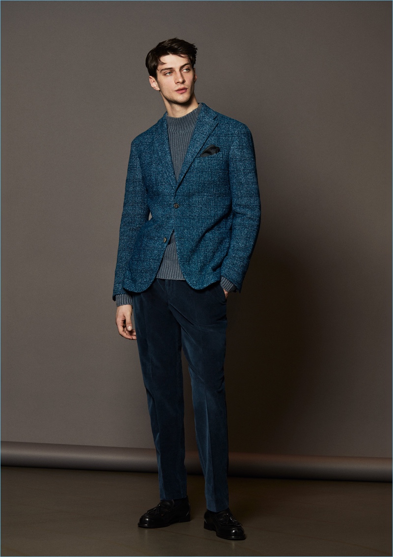 Cool blue tones come together for Boglioli's fall wardrobe of tailored separates. » Boglioli Presents Smart Fall '17 Collection for the Fashionable Poet Cool blue tones come together for Boglioli's fall wardrobe of tailored separates.