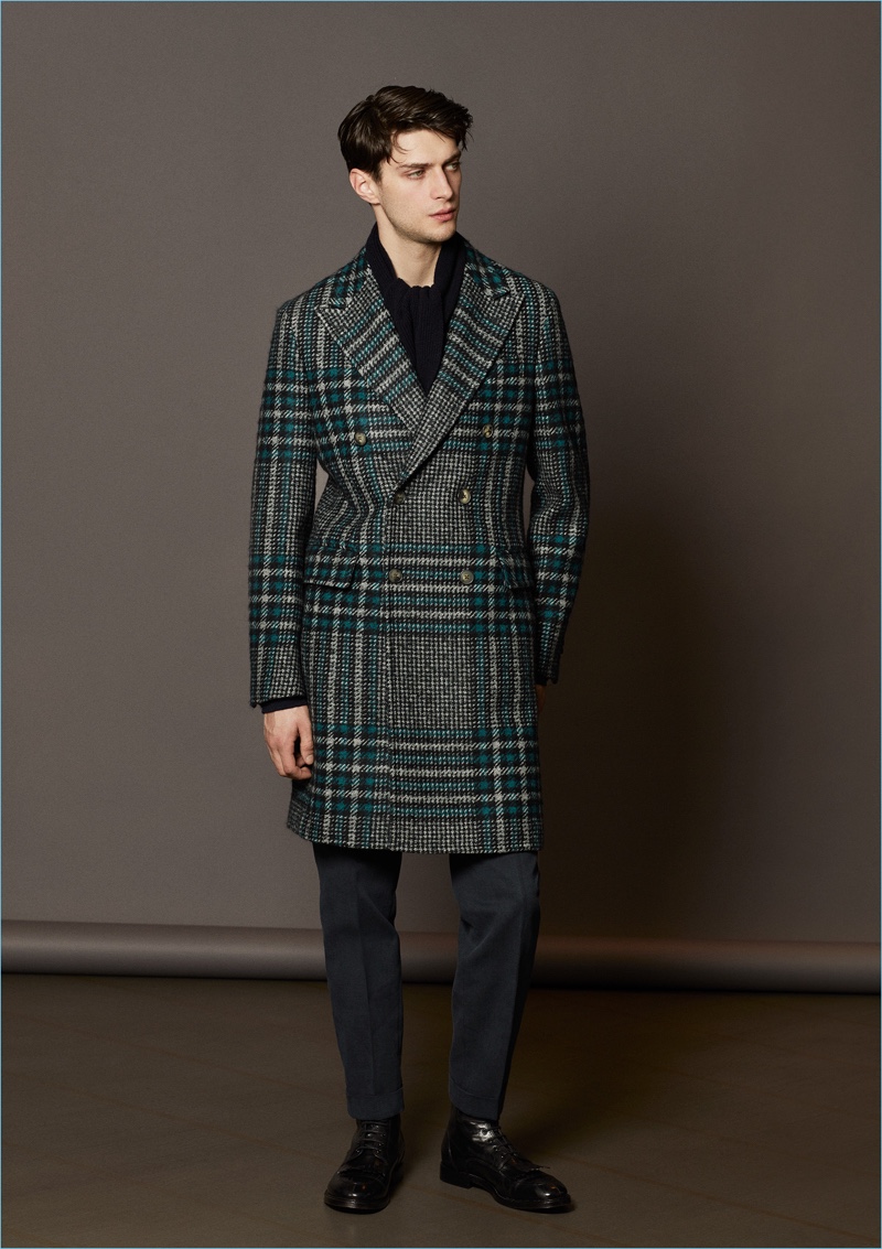 Model Matthew Bell dons a check double-breasted coat by Boglioli. » Boglioli Presents Smart Fall '17 Collection for the Fashionable Poet Model Matthew Bell dons a check double-breasted coat by Boglioli.