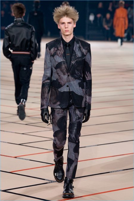 Dior Homme Interprets Sartorial Rave for Fall '17 Collection