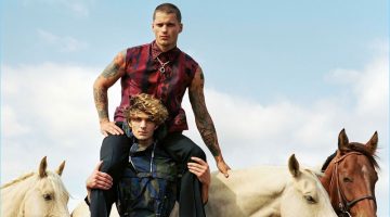 Versace Takes to Kentucky for Spring Campaign Vadim Ivanov and Jake Lahrman take to Kentucky for Versace's spring-summer 2017 men's campaign.