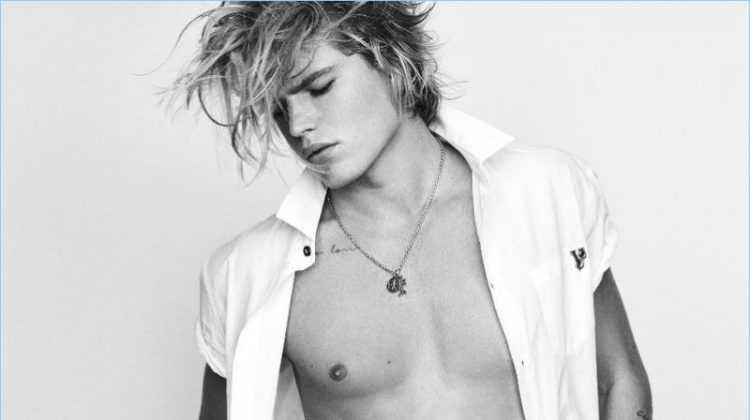 Jordan Barrett Flaunts His Best Angles for Versace Jeans’ Spring ’17 Campaign