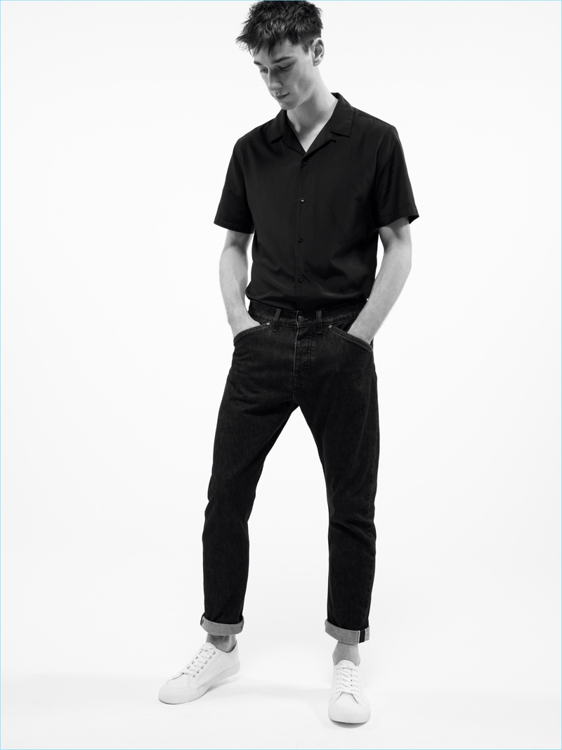 Harvey James embraces black denim with a Cuban collared short-sleeve shirt from Mango Man. » Harvey James Rocks Essential Denim for Mango's Spring '17 Campaign Harvey James embraces black denim with a Cuban collared short-sleeve shirt from Mango Man.