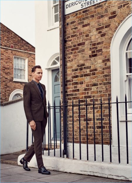 Tom Hiddleston 2017 GQ Photo Shoot 007