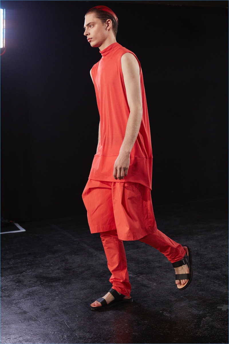 Embracing a relaxed approach to style, Berthold delivers an elongated sleeveless top, as well as layered shorts and pants.