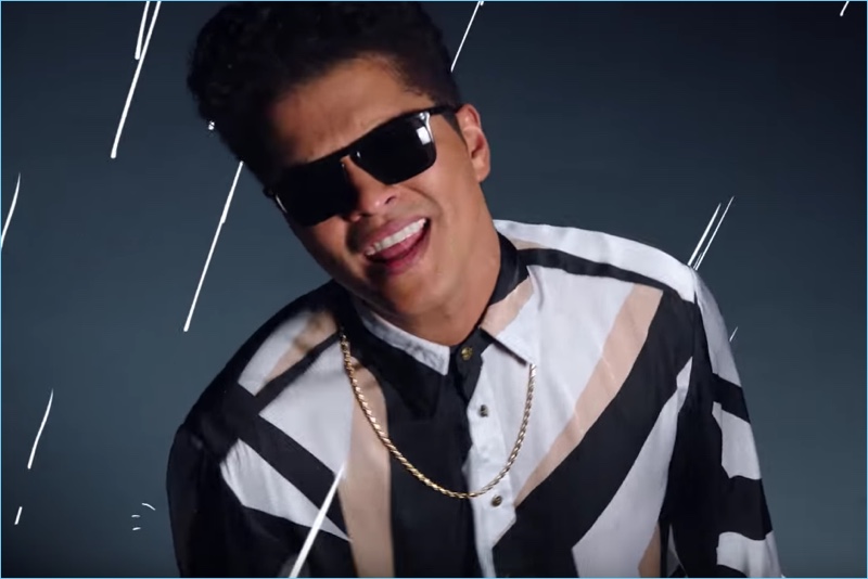 Bruno Mars wears Oliver Peoples sunglasses for his That's What I Like music video.