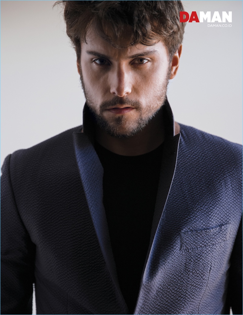 Jack Falahee wears a Canali blazer with a Ben Sherman t-shirt.