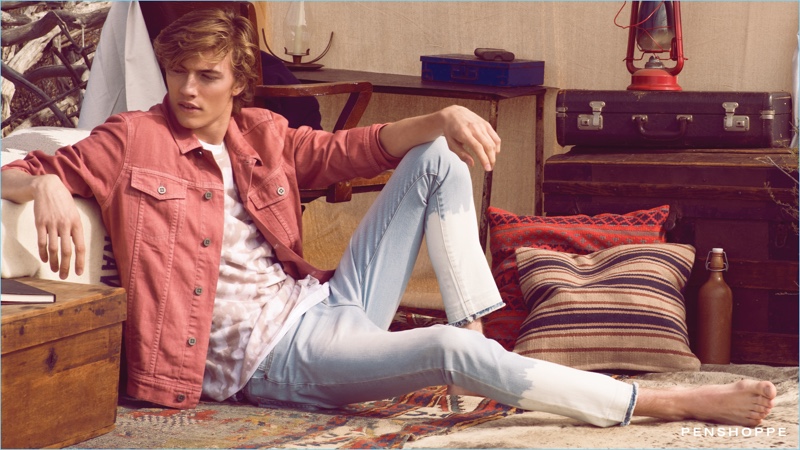 Penshoppe reunites with Lucky Blue Smith for its spring 2017 campaign.