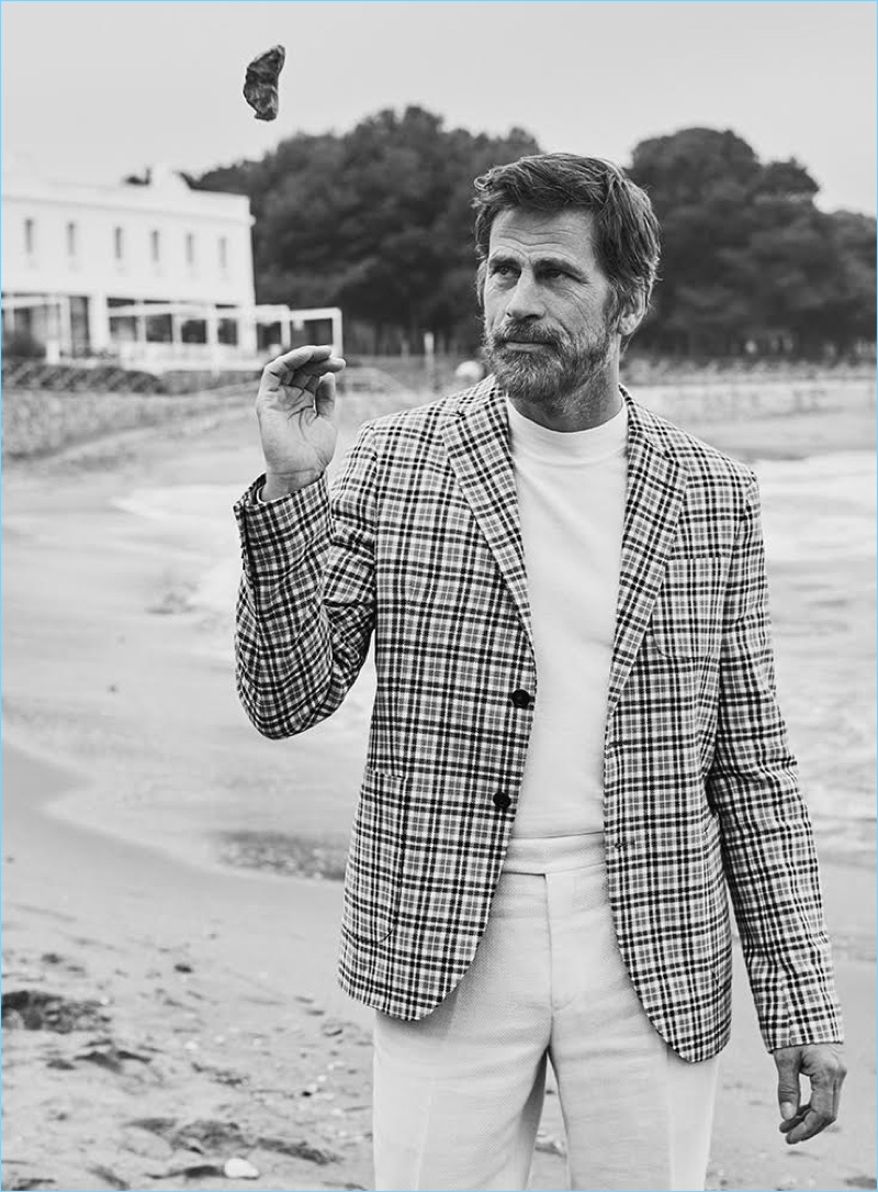 Mark Vanderloo Dons Elegant Styles for El País Semanal – The Fashionisto