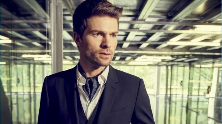 Michael Camiloto Goes Sans Tie for VIP Brasil Editorial