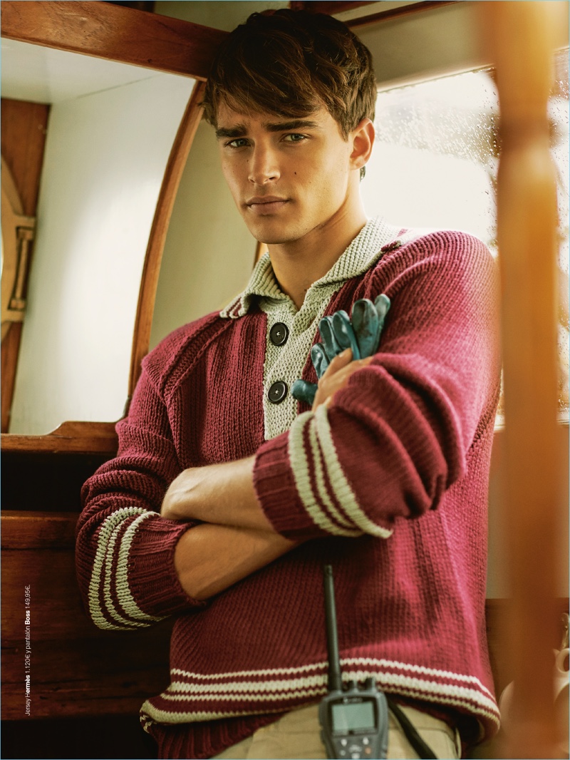 Pepe Barroso Silva wears a Hermes sweater with BOSS pants for the pages of Men's Health España.