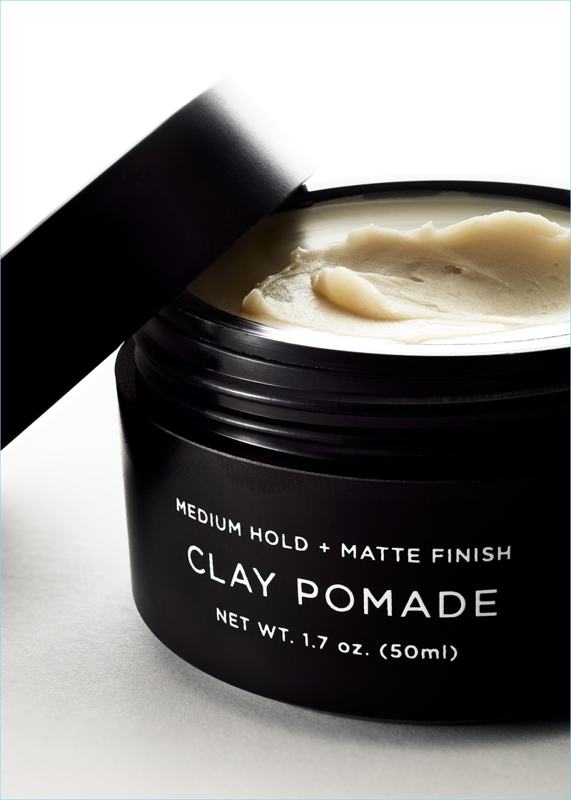 To achieve a sculptural yet lived in style, the beeswax based Clay Pomade provides extra hold with a matte finish.