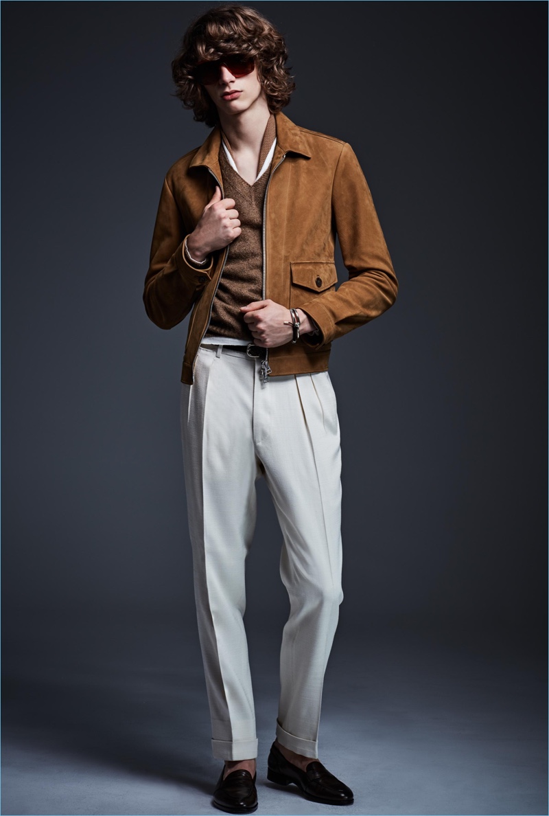 Designer Tom Ford turns out a brown suede jacket as part of his spring-summer 2017 collection. » Week in Review: Simon Nessman for H, Coachella Inspiration, Tom Ford Spring '17 + More Designer Tom Ford turns out a brown suede jacket as part of his spring-summer 2017 collection.