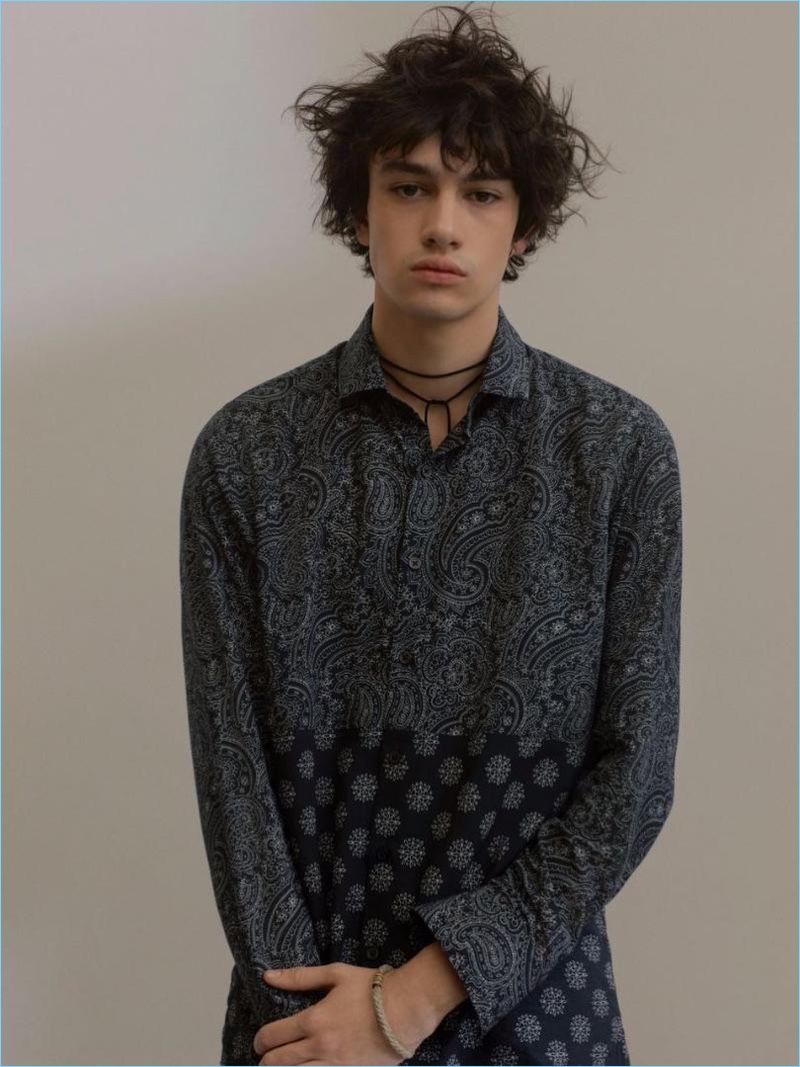 Basti Robert sports a Topman bandana print shirt. » The New Rules: Topman Presents Spring Essentials Basti Robert sports a Topman bandana print shirt.