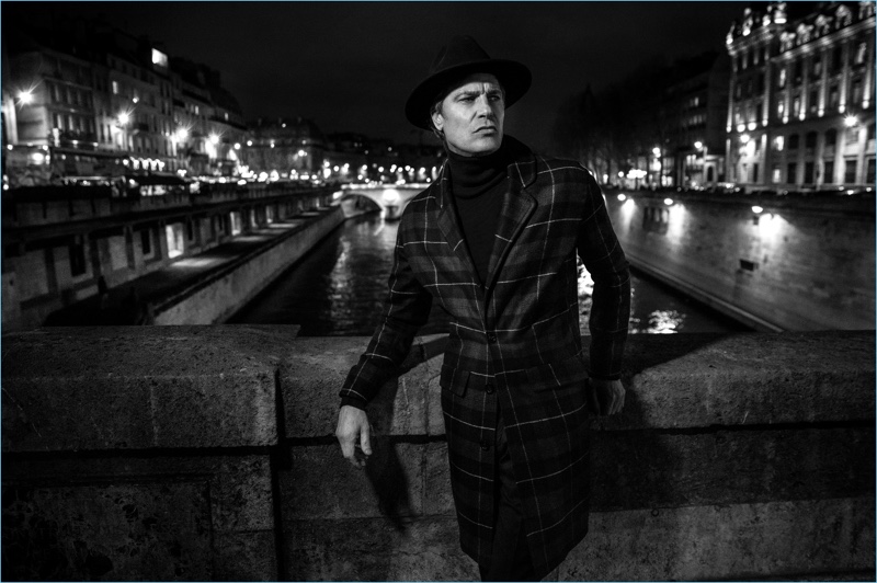 Exploring the streets of Paris at night, Andre Van Noord stars in El Burgués' fall-winter 2017 campaign.