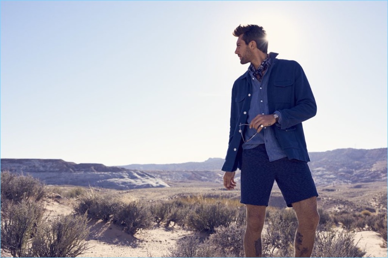 Donning blue layers, Rafael Lazzini fronts Bonobos' most recent outing.