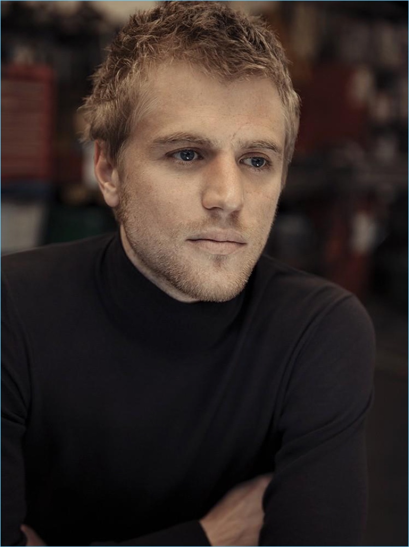 Johnny Flynn Stars in Interview Shoot, Talks 'Genius' The Fashionisto