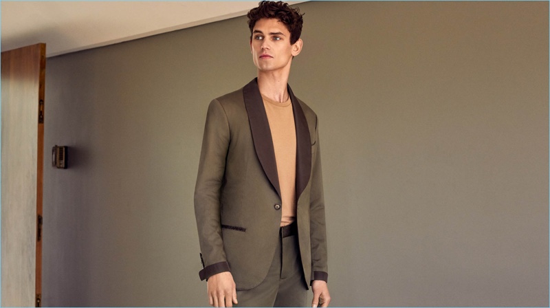 Model Arthur Gosse wears a Mango Man oversized cotton t-shirt $35.99, slim-fit cotton suit blazer $239.99 and trousers $89.99.