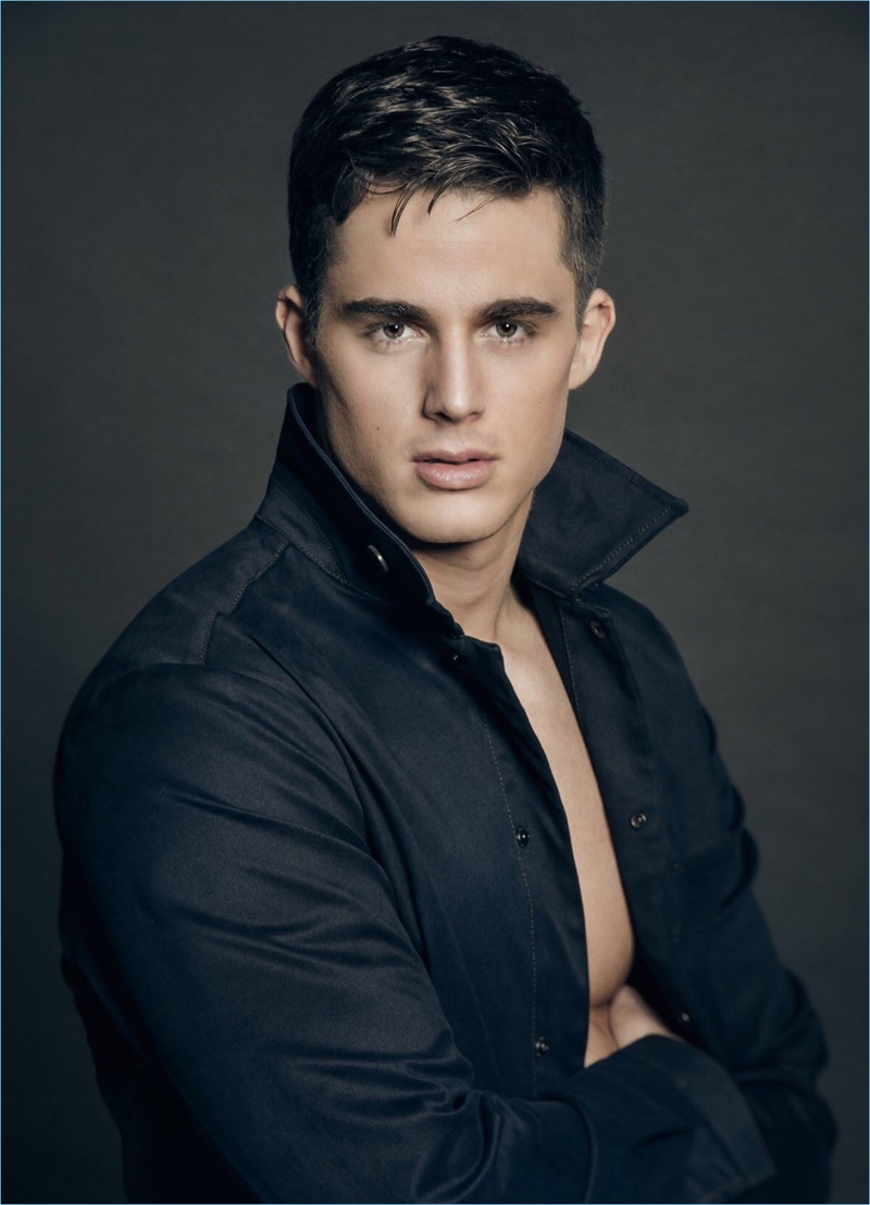 Front and center, Pietro Boselli wears a navy jacket from Paul Smith.